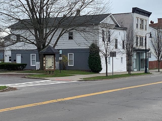 1st image of 111 Glasgow St