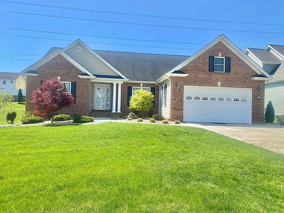 2nd image of 1335 Wine Dr