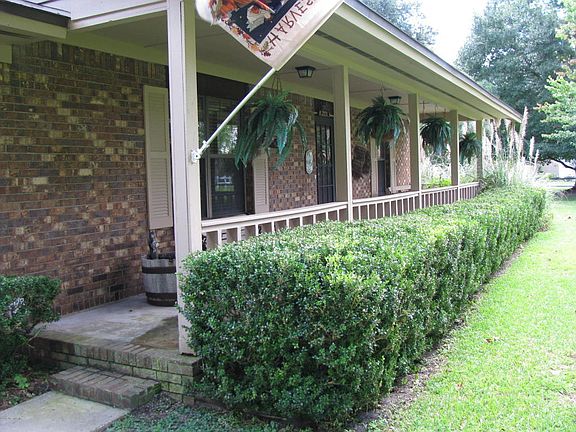 2nd image of 2990 Florence Dr