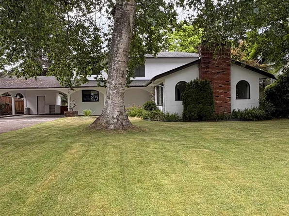 4936 4th Ave, Delta, BC V4M 1G3