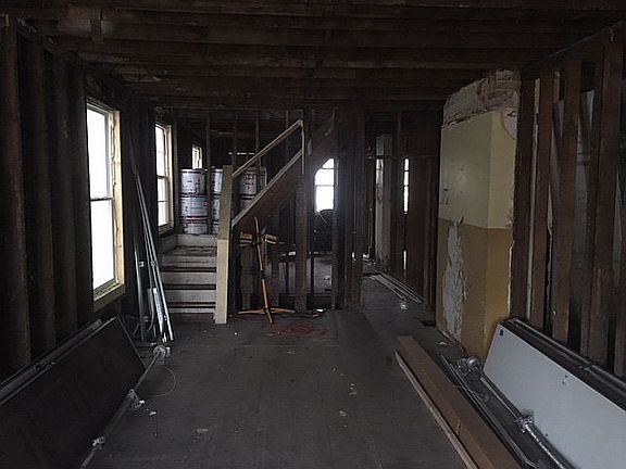 5th image of 53 W Park Ave #55