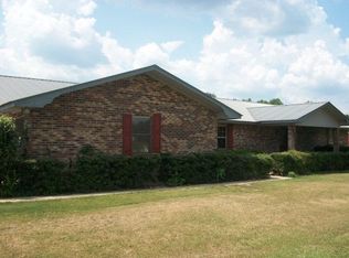 125 Smith Holifield Rd, Laurel, MS 39443