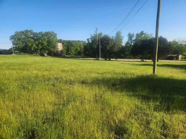 2 Castleberry Ln, Lamar, AR 72846