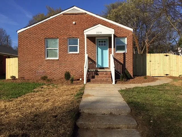 2218 Rozzelles Ferry Rd — Photo 12