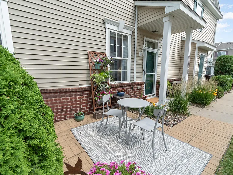 3493 Cherry Ln #A — Photo 2