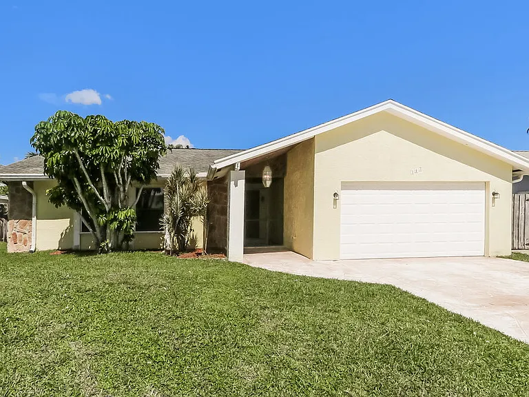 147 Viscaya Ave — Photo 1