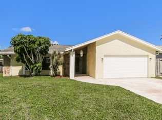 147 Viscaya Ave, Royal Palm Beach, FL 33411