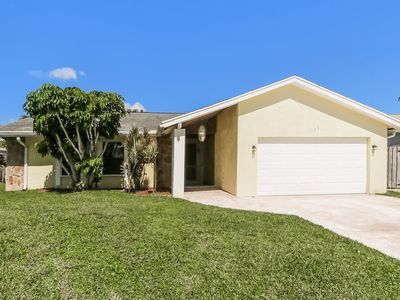 147 Viscaya Ave, Royal Palm Beach, FL, 33411