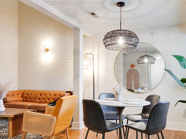 Mortons Apartments — Photo 14