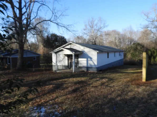 142 Crestmont Dr, Gaffney, SC 29340