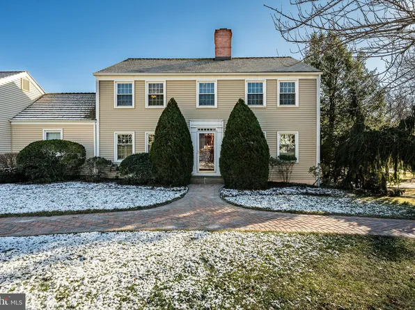 1118 Queens Way, West Chester, PA 19382