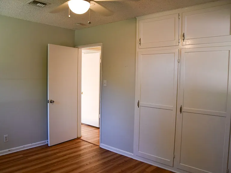 1210 E Oakmont Ave — Photo 38