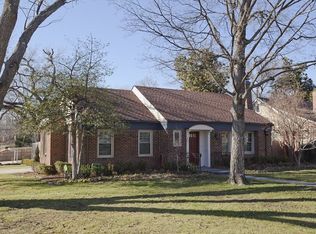 2424 S Birmingham Pl, Tulsa, OK 74114