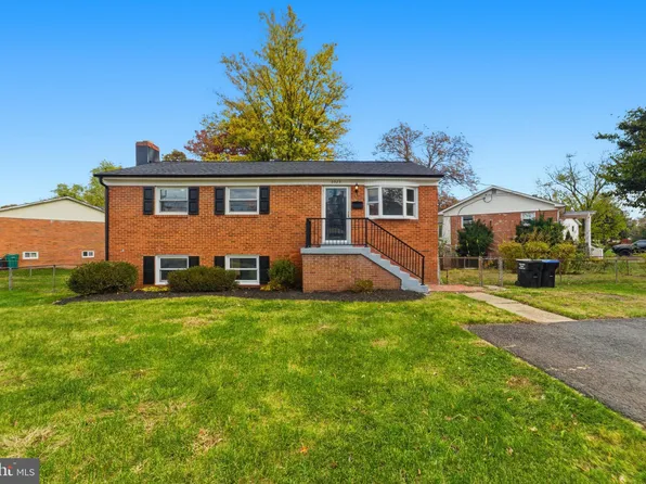 9929 Loudoun Ave, Manassas, VA 20109