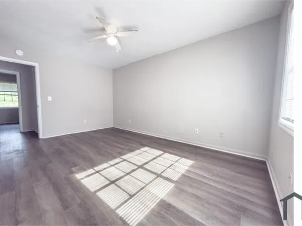 121 Langley Dr #A, Summerville, SC 29485