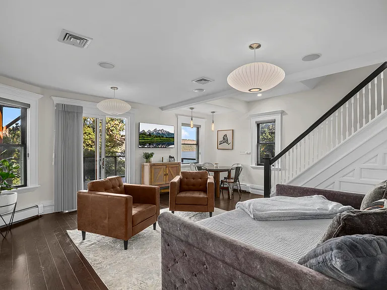 753 Warburton Ave — Photo 5