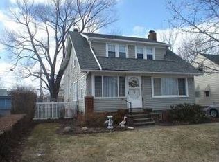 298 E 250th St, Euclid, OH