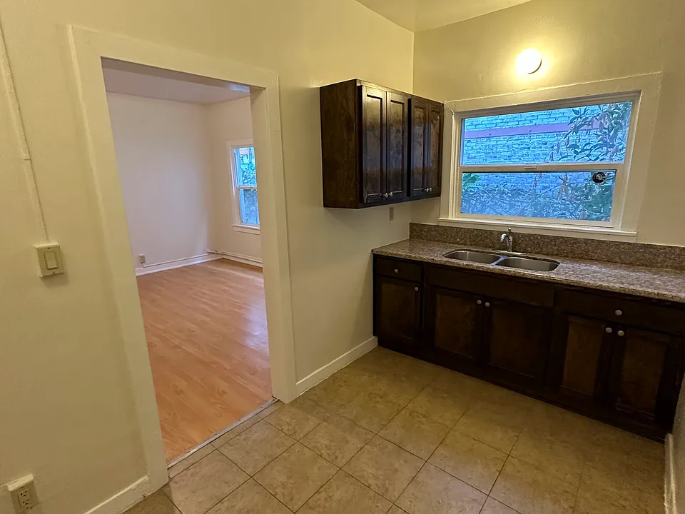 504 S Rampart Blvd #7