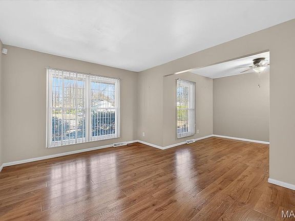 5th image of 10240 Toelle Ln