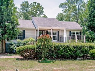 2374 Brickhouse Rd, Louisa, VA 23093