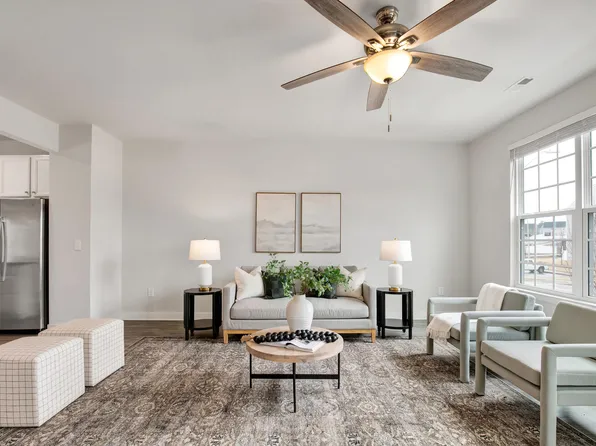 240 Amber Acorn Ave, Raleigh, NC 27603