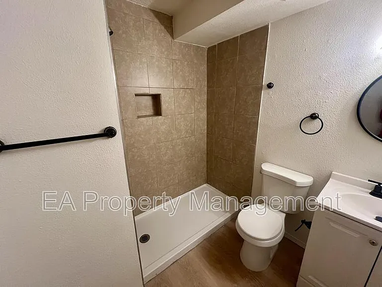 1320 Martin Luther King Ave NE #9 — Photo 5