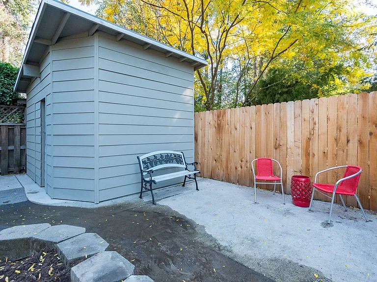 5262 Rosewood St — Photo 52
