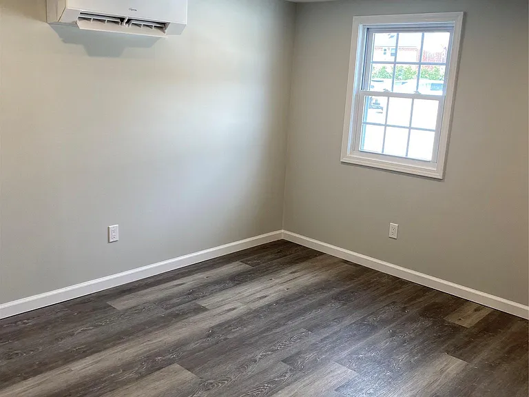 382B Deer Park Ave — Photo 3
