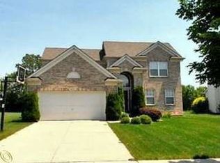 4239 Crystal Creek Dr, Ypsilanti, MI 48197