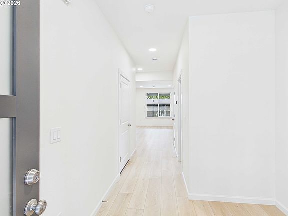 3rd image of 5214 NE 116th