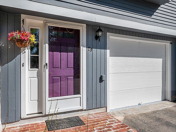 2nd image of 28 Meadowview Cir #28