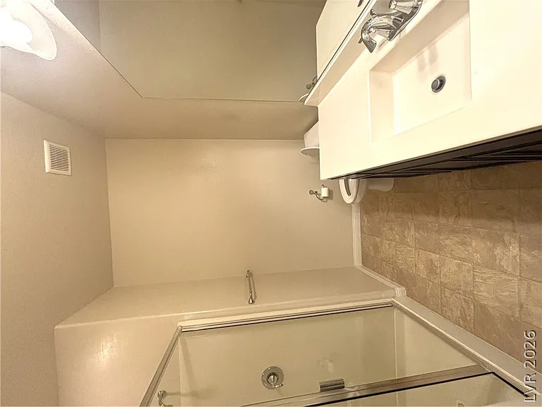 121 Elm Reed Ave — Photo 13