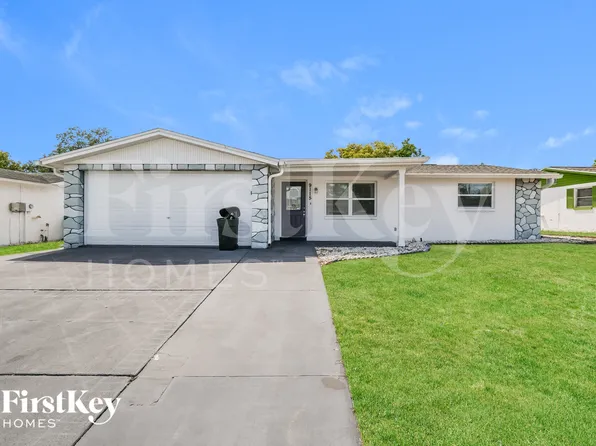 9115 Saint Regis Ln, Port Richey, FL 34668