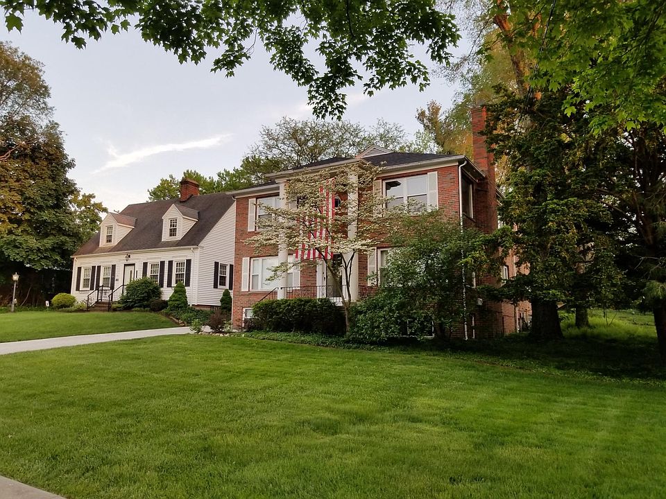 1st image of 17811 Indianola Ave