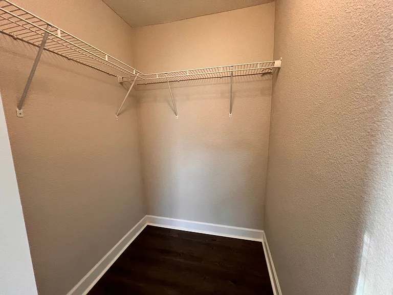 2536 Woodgate Blvd #107 — Photo 15