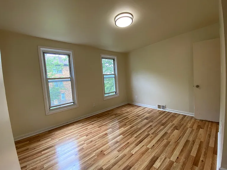 620 W 7th Ave #9 — Photo 12