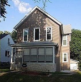 1st image of 998 Galtier St
