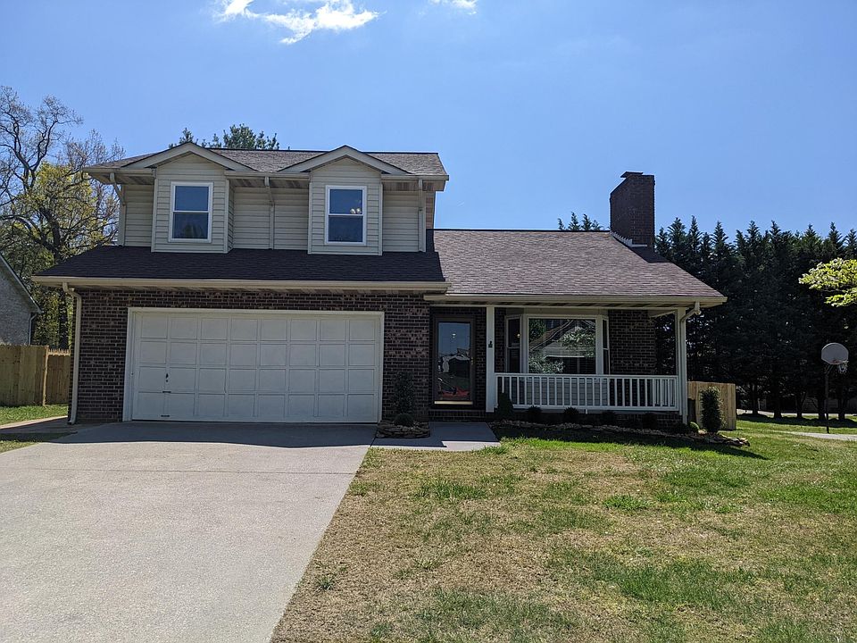 1st image of 1332 Carowinds Cir
