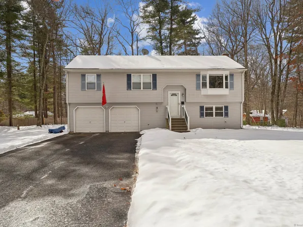 7 Capewell Drive, Bloomfield, CT 06002