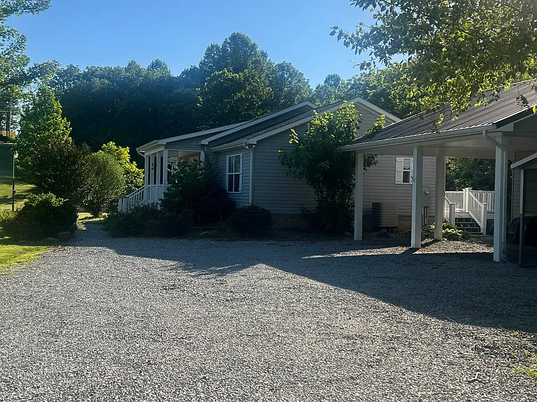 345 Webb Rd — Photo 2