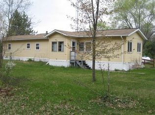 1184 Ember Ave, Adams, WI 53910