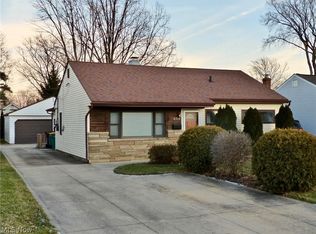 4717 Belle Meadow Rd, Mentor, OH 44060