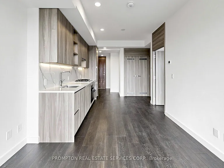 18 Esther Shiner Blvd #1509 — Photo 14