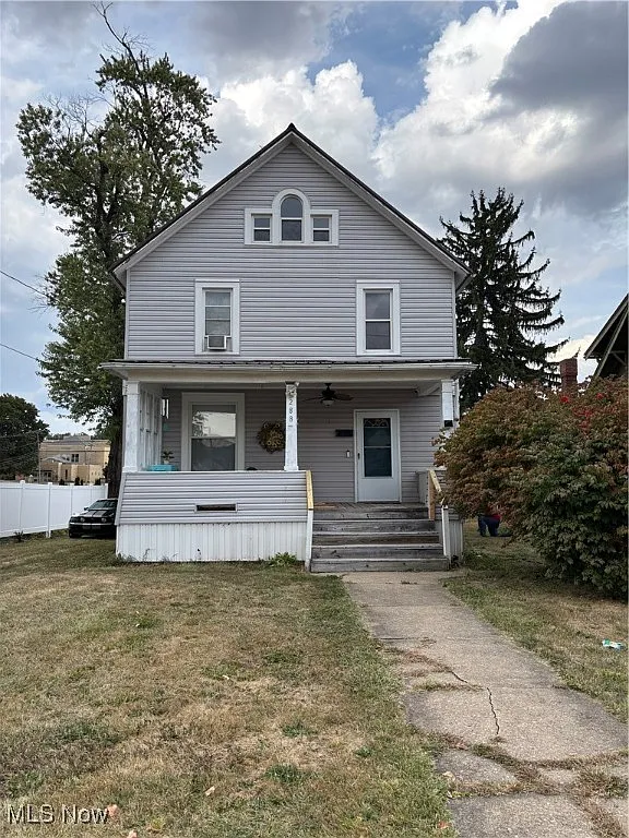 288 W North Ave photo 1