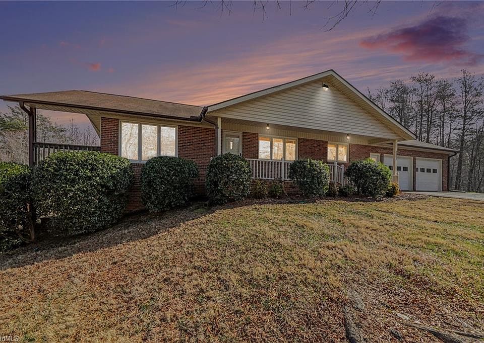 1st image of 4037 Flat Shoals Rd