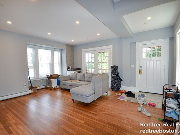 4th image of 6 South St #2