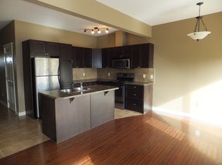 121 Sandstone Est, Stony Plain, AB T7Z0E2