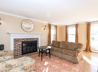 621 General Weedon Dr, West Chester, PA 19382