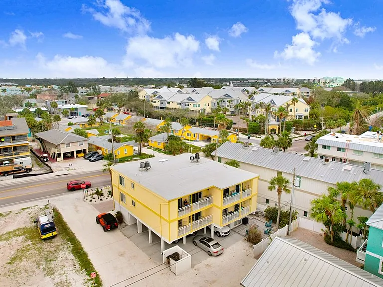 708 Gulf Blvd #A — Photo 21
