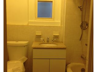 6106 Metropolitan Ave, Ridgewood, NY 11385